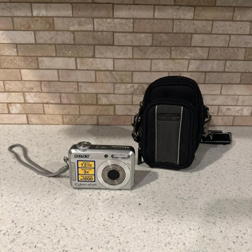 Sony Cybershot DSC-S650 7.2MP Digital Camera, Not Working (
